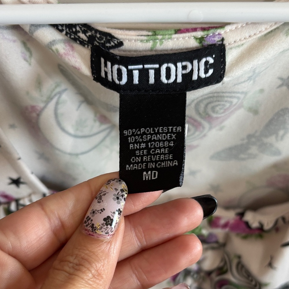 Hot Topic Beige and Black Mini Dress - Picture 3 of 5